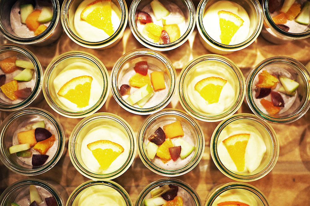 fruehstueck-radisson-blue-hotel-joghurt