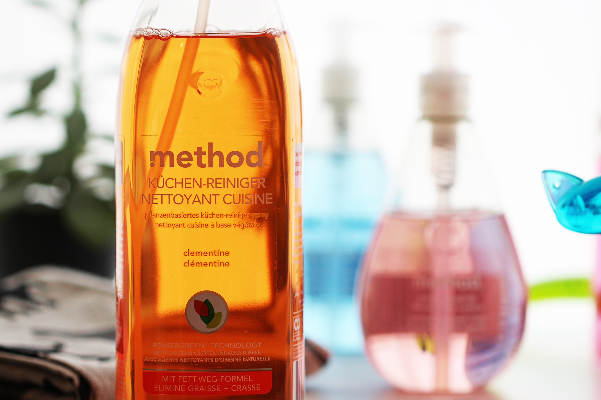 kuechenreiniger-haustiere-putzmittel