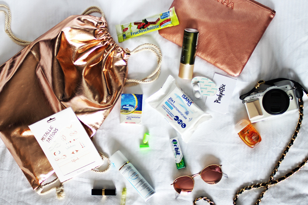 whats-in-my-bag-festival-edition